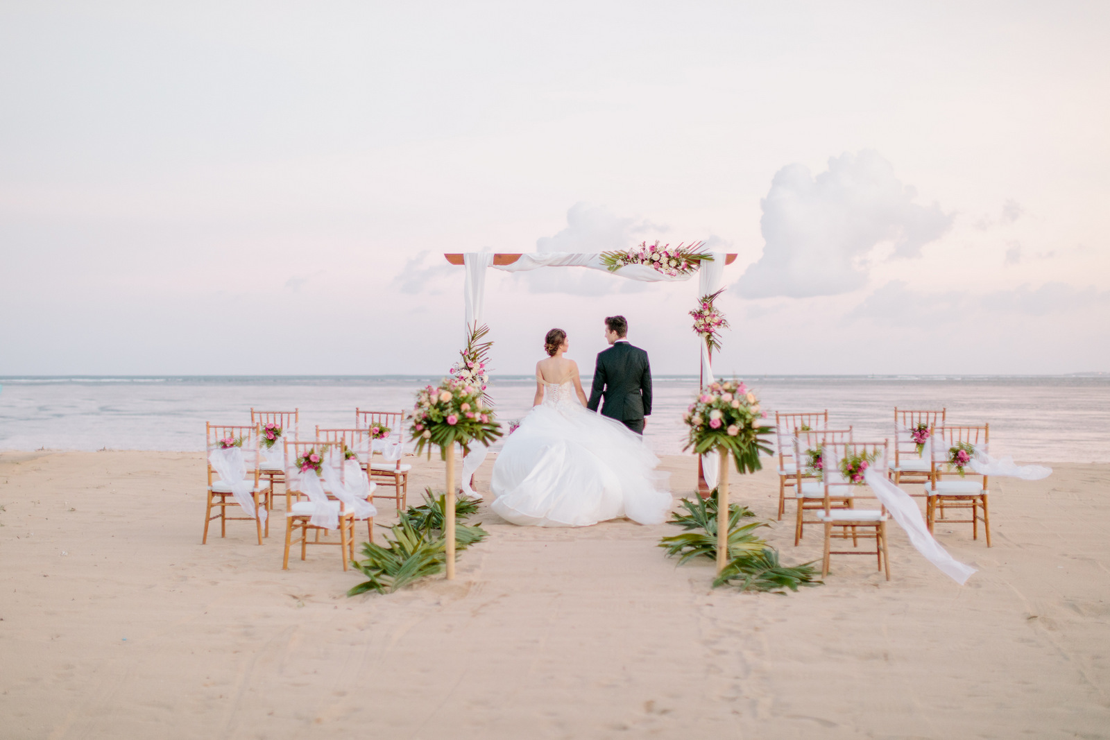 Book your wedding day in Sudamala Suites and Villas Sanur